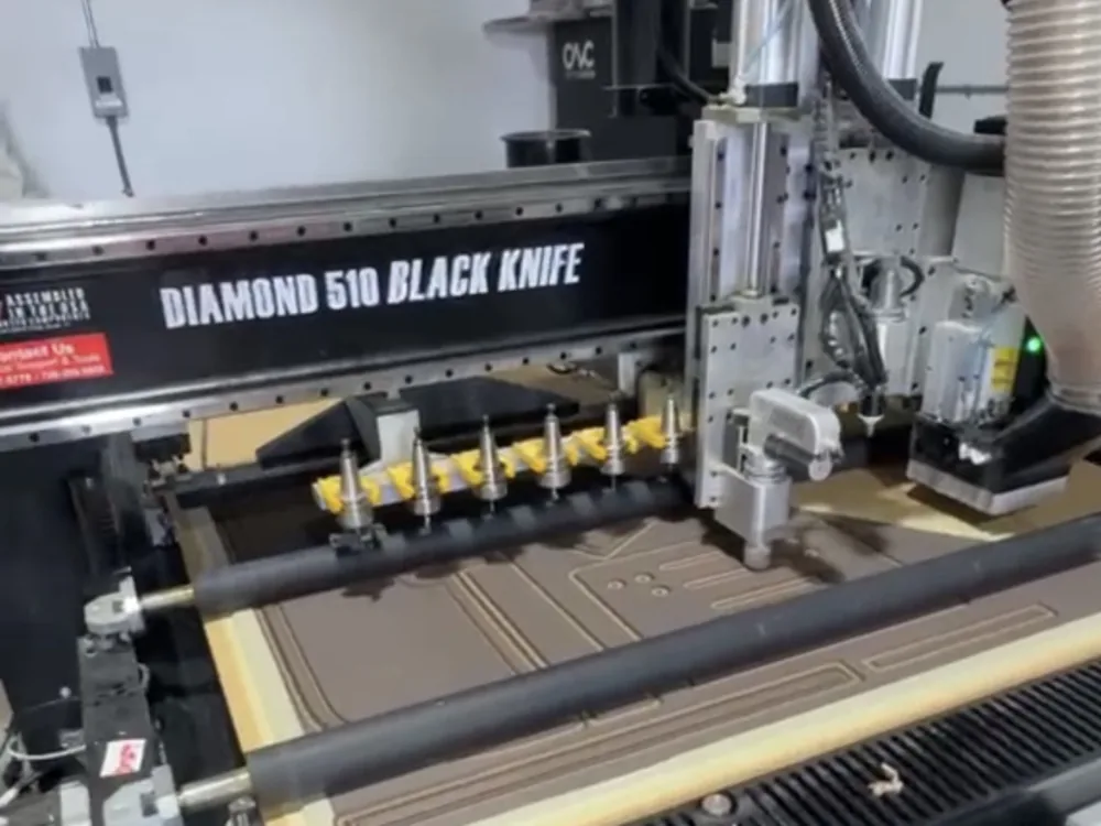 Diamond 510 Black Knife router with oscillating knives